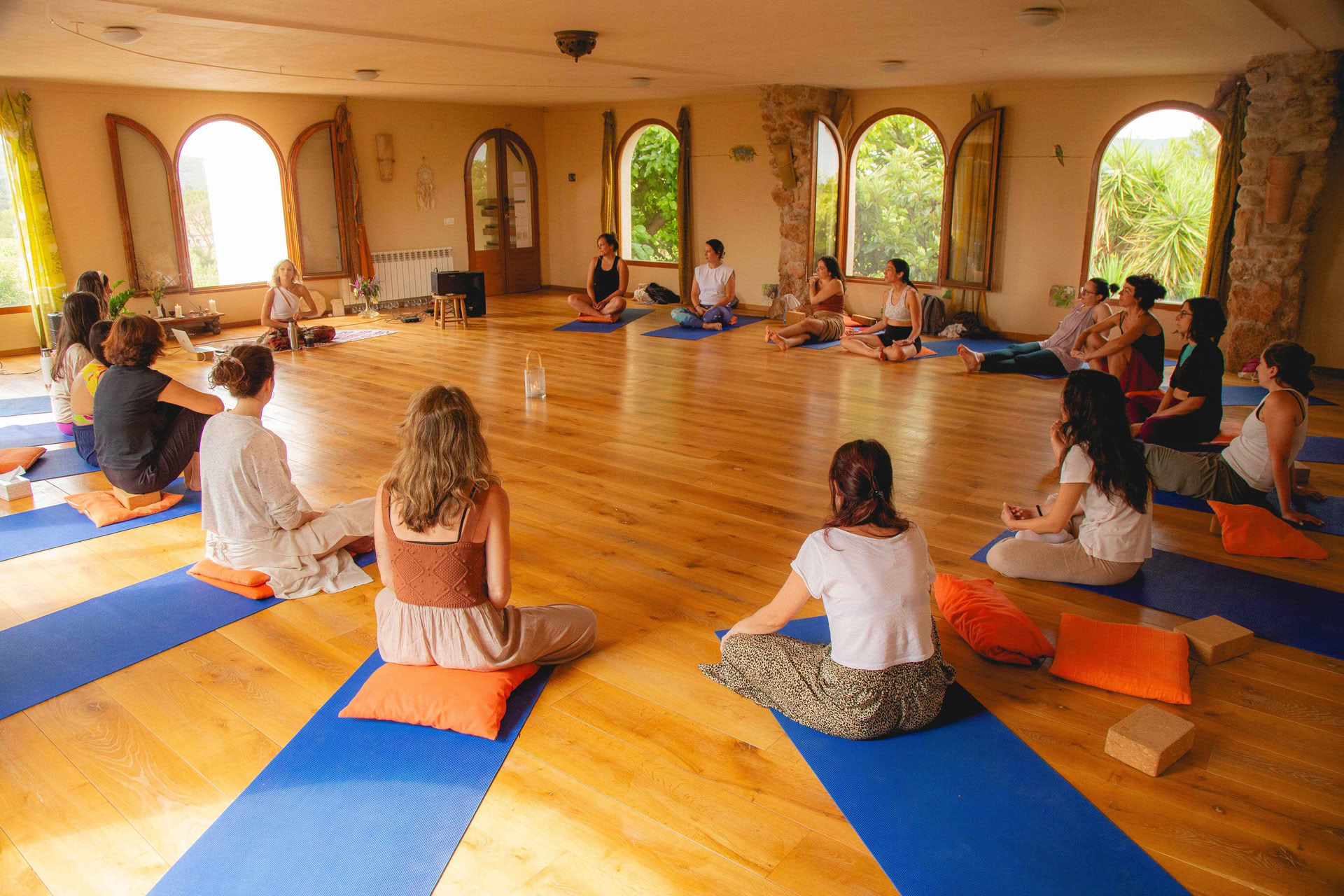 1-semana de vacaciones de yoga en ALAYA