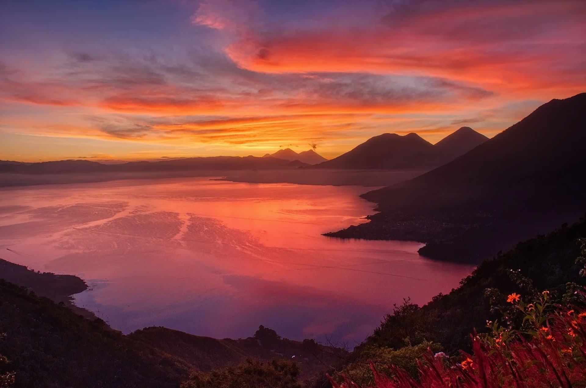 6 días Retiro de yoga en Guatemala – 12-17 de junio de 2027 con Michelle Fajkus