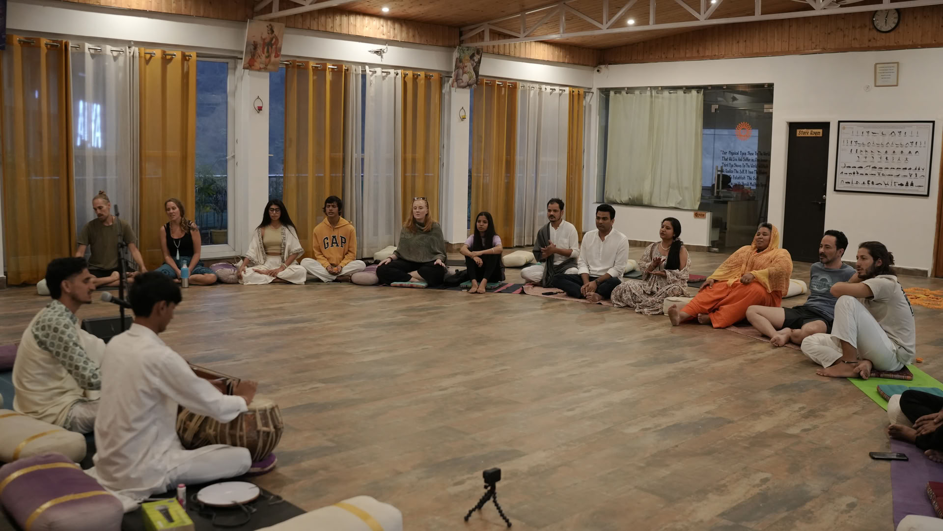 Formación de Profesores de Yoga de 100 horas