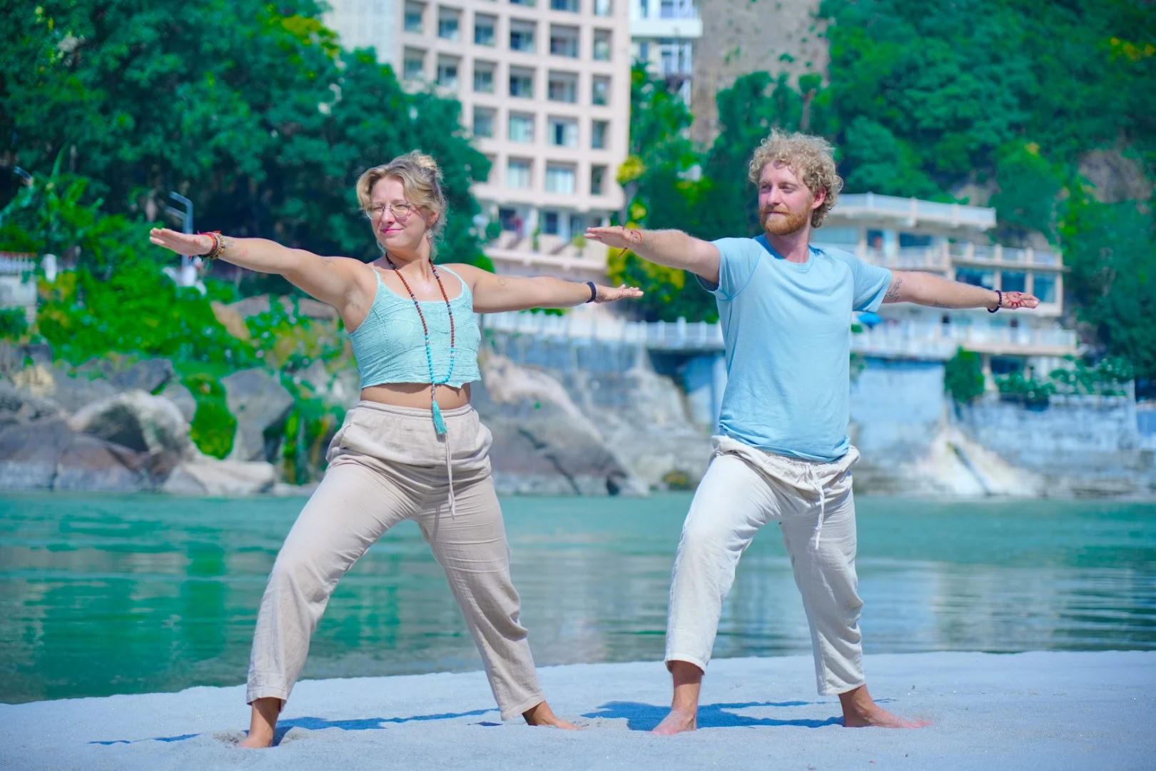 Formación de Profesores de Yoga Prenatal y Postnatal en Rishikesh, India