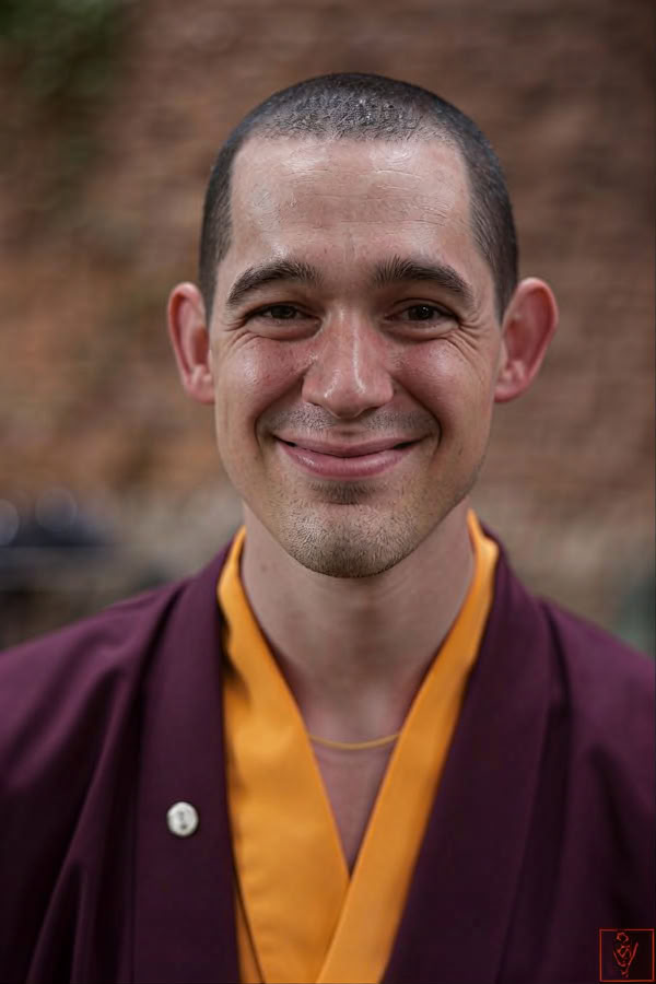 Peace and Freedom: Un retiro de meditación de una semana