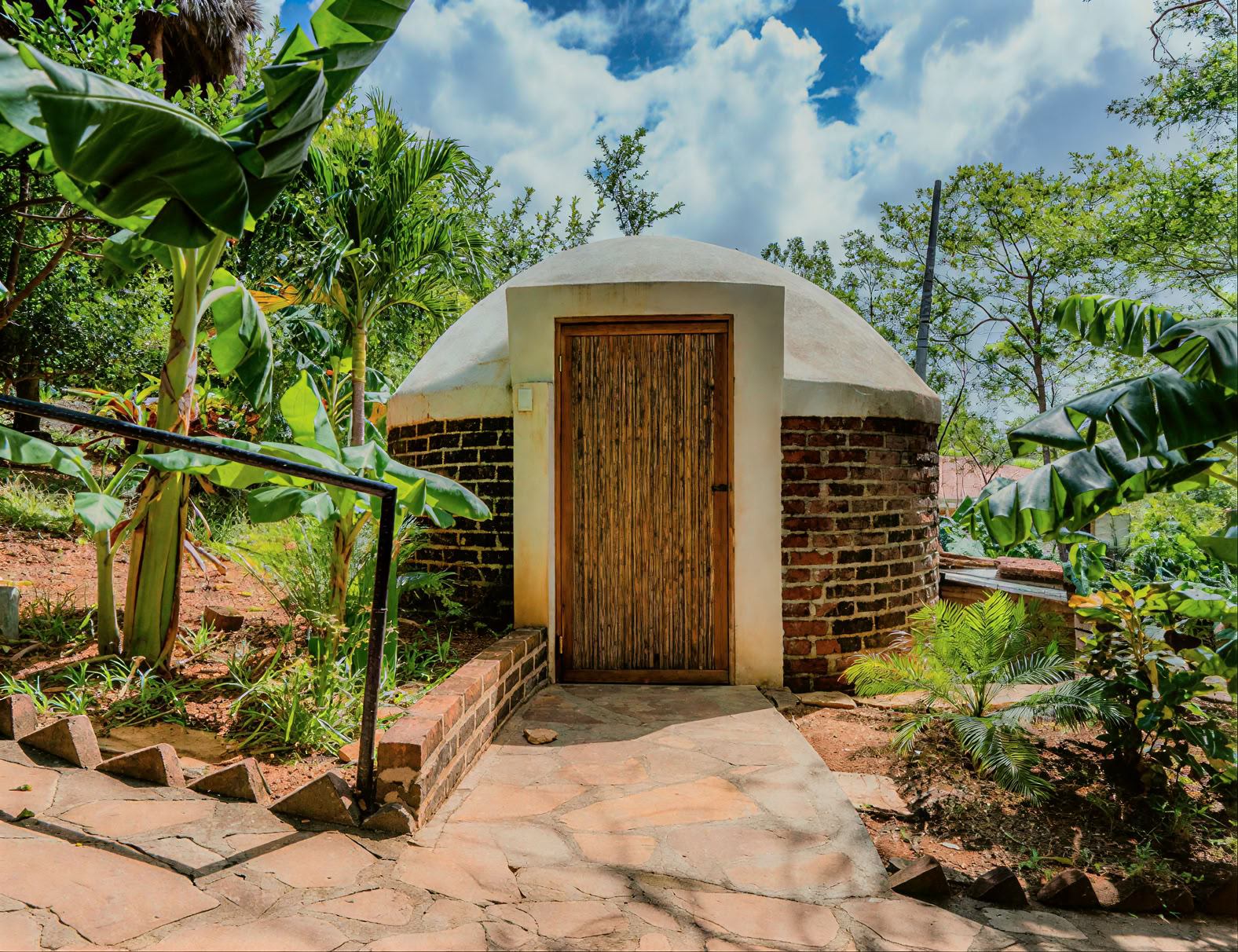 8-Day Surf & Yoga Retiro in Paradise Nicaragua - Eden on the Chocolata