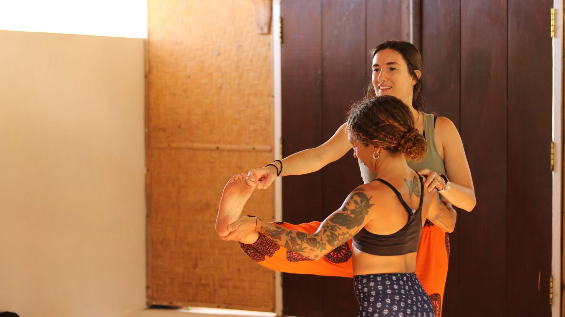 200 horas Formación de Profesores de Yoga Vancouver Canadá