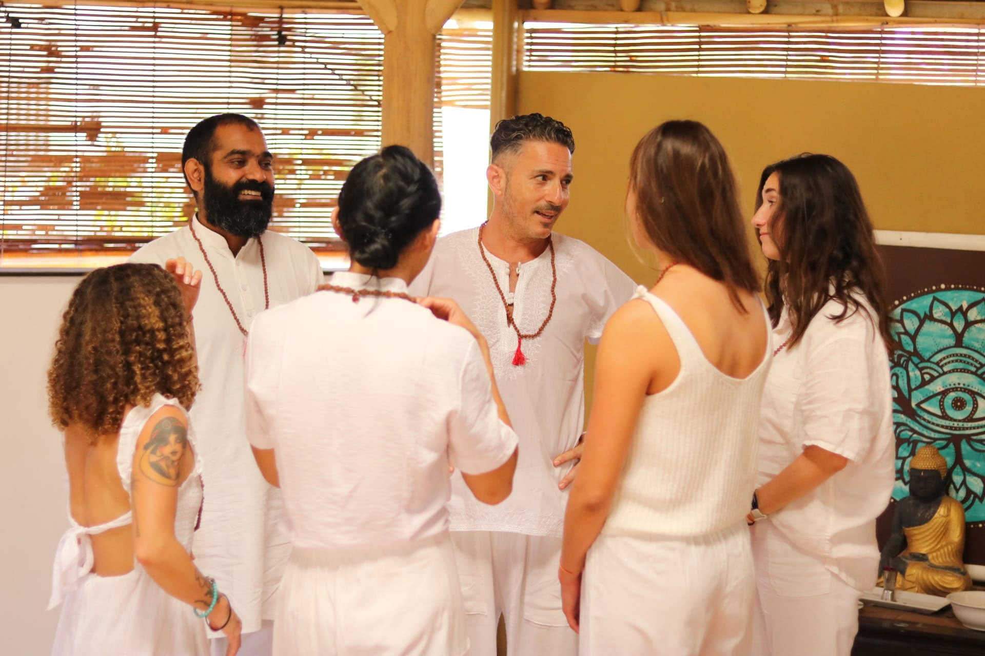 200 horas Formación de Profesores de Yoga Vancouver Canadá