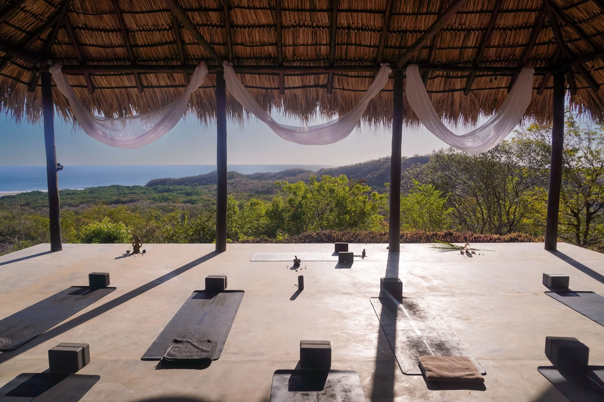 Clase de Yoga Popoyo Nicaragua