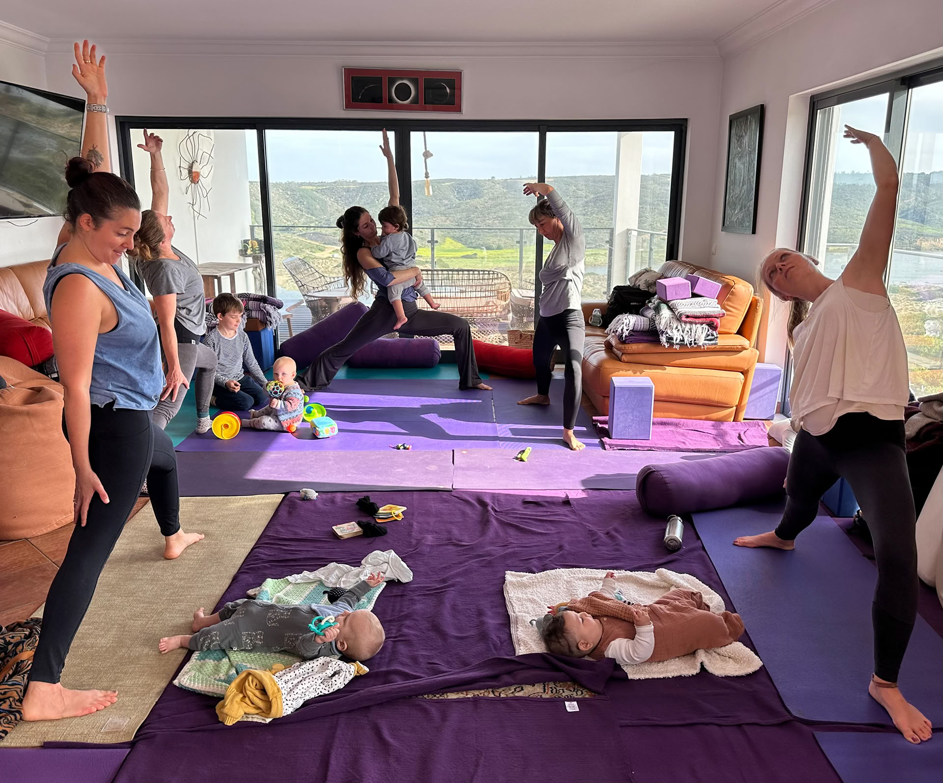 Restorative Yoga: Descansa Profundamente