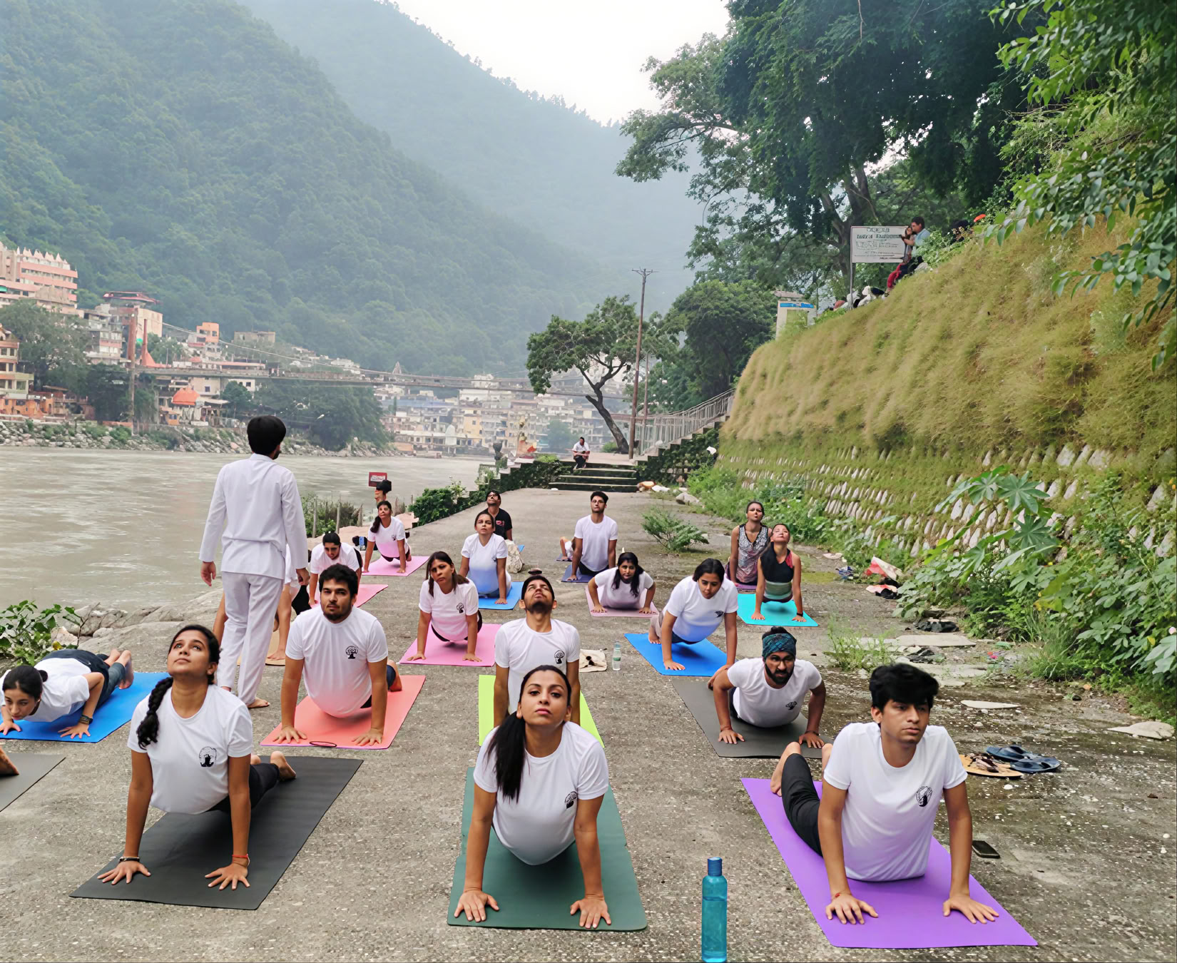 3 días de retiro de yoga en Rishikesh