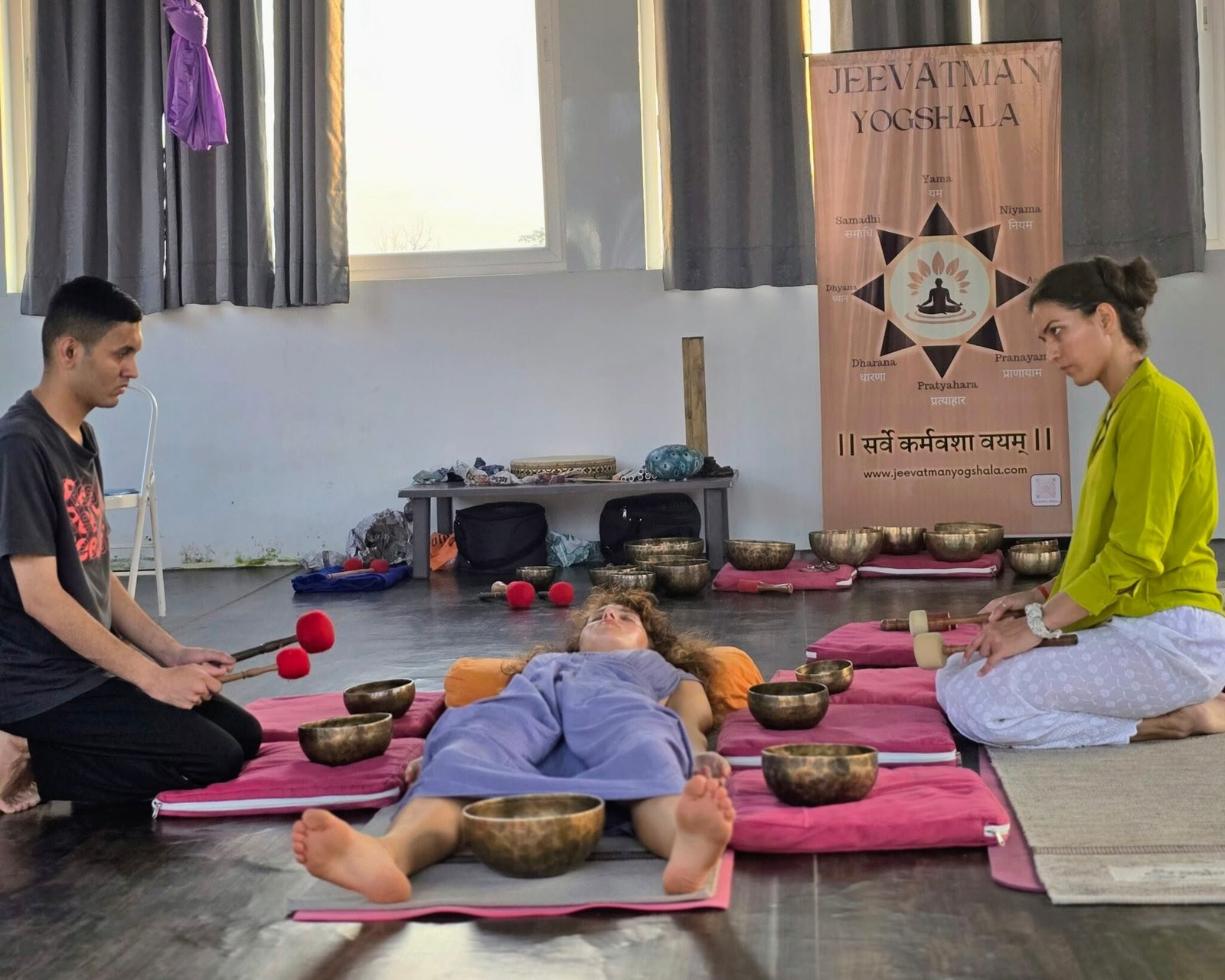 Curso de Sanación con Sonido en Rishikesh