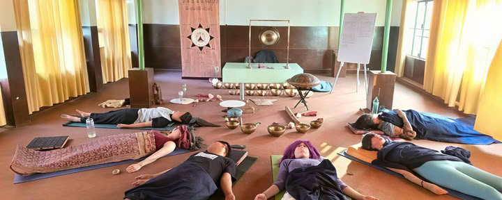 Curso de Sanación con Sonido en Rishikesh