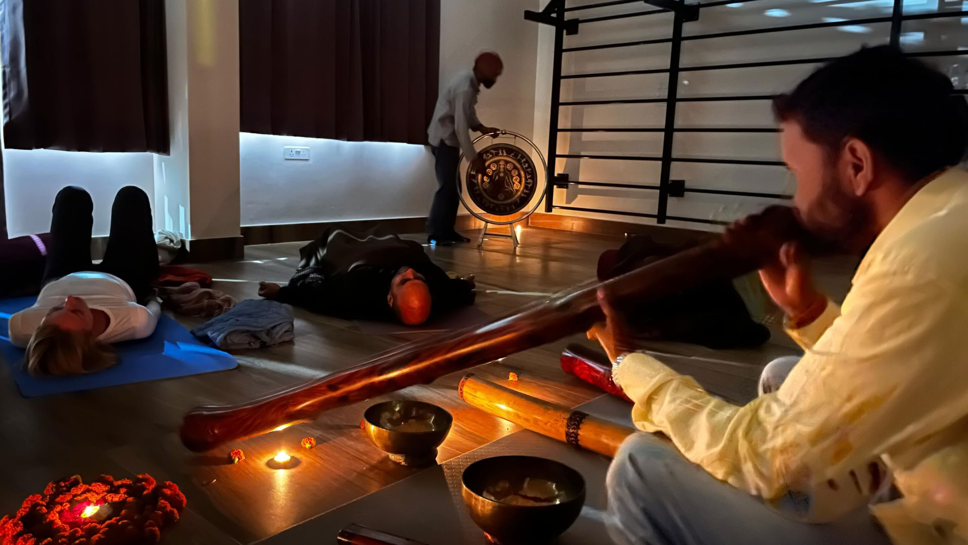 4 Noches 5 Días Retiro de Yoga y Bienestar en Rishikesh India