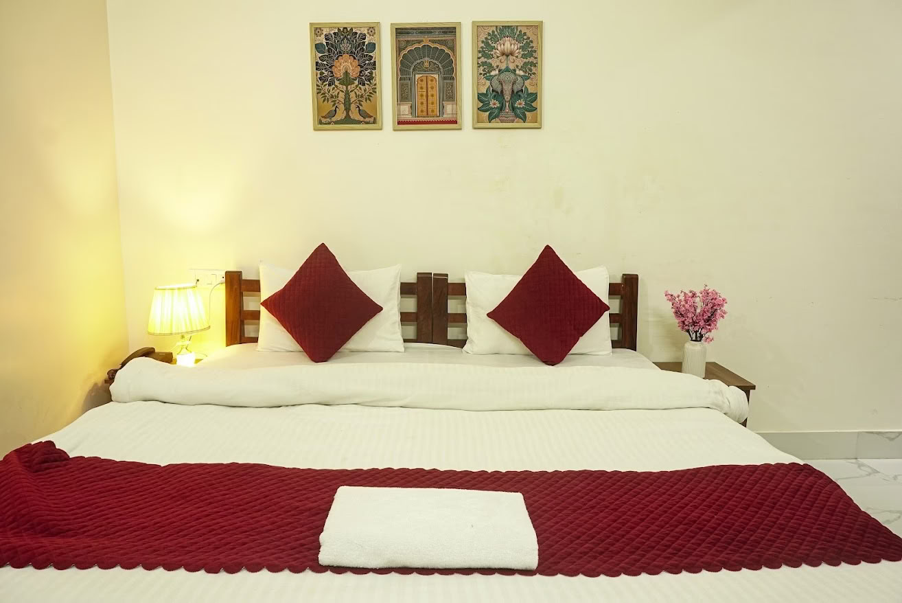 Paquete de retiro de yoga de 4 días en Rishikesh