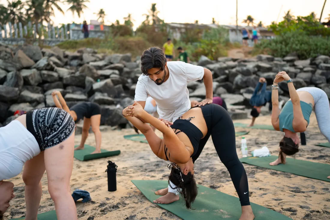 Formación de Profesores de Yoga de 100 Horas en Varkala, Kerala