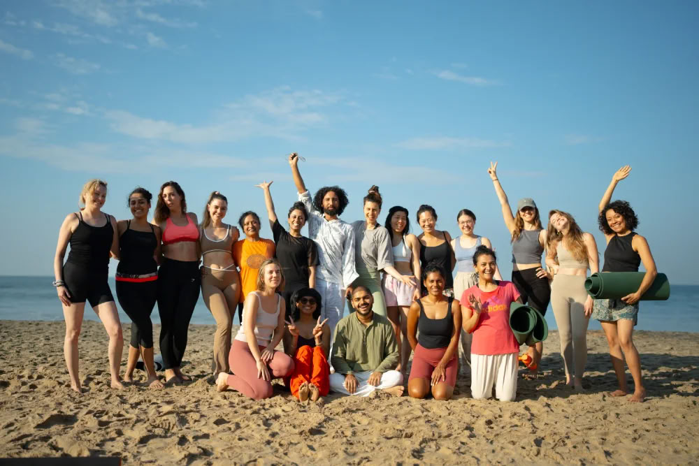 Formación de Profesores de Yoga de 100 Horas en Varkala, Kerala