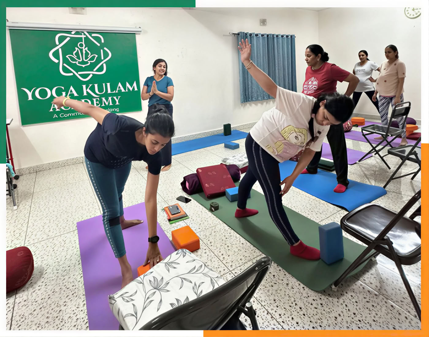 Curso de formación de profesores de yoga prenatal y posnatal de 85 horas en Bengaluru