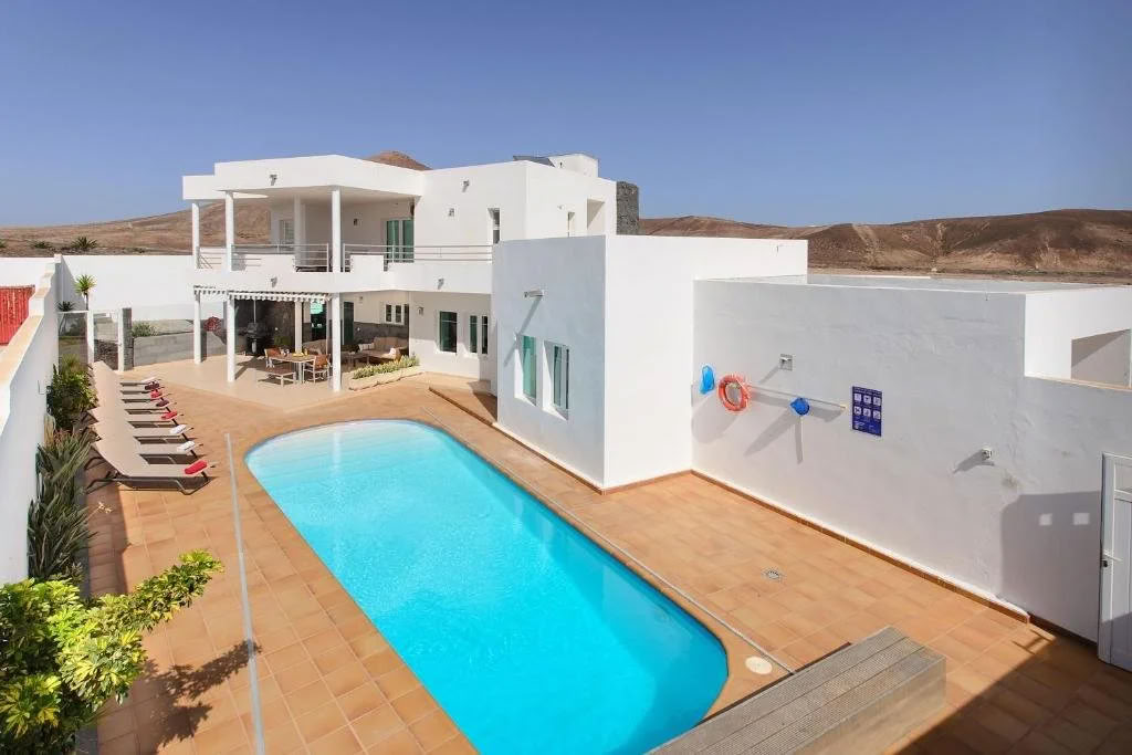 Cellular Renewal Pilates & Walking Retiro Lanzarote — DBC Health Retreats Europe Retiros 2024