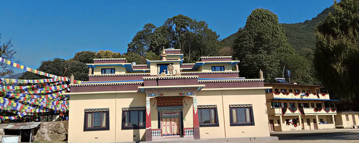 Seven Days Retiro de Meditación, Yoga y Trekking en Monasterio Budista