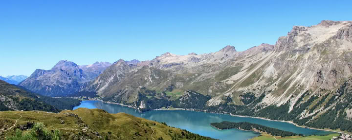 Retiro de Yoga y Senderismo en Suiza