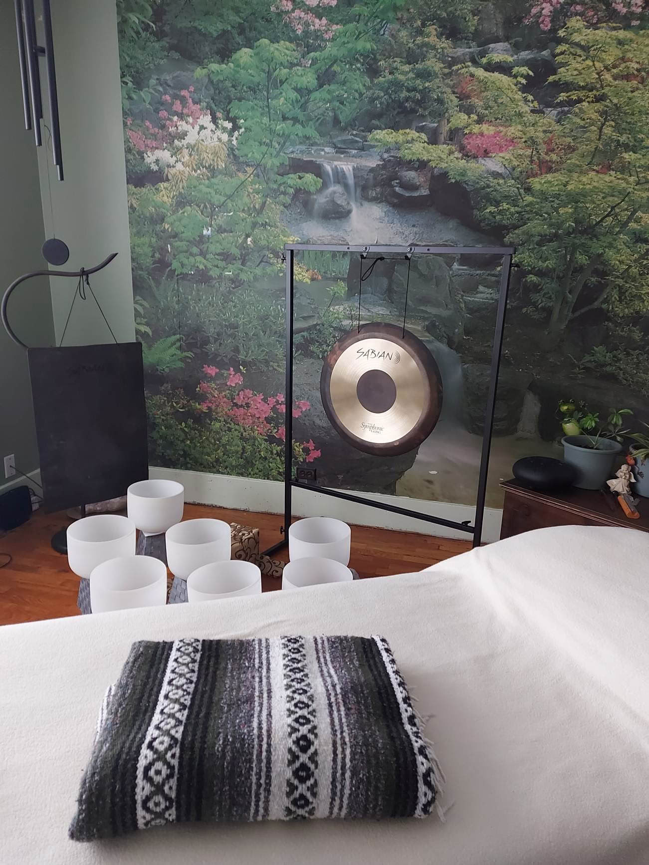 Terapia de sonido con meditación guiada