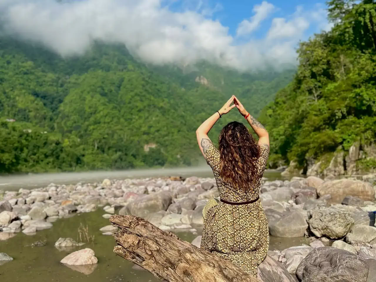 Curso de formación de profesores de yoga aéreo de 06 días