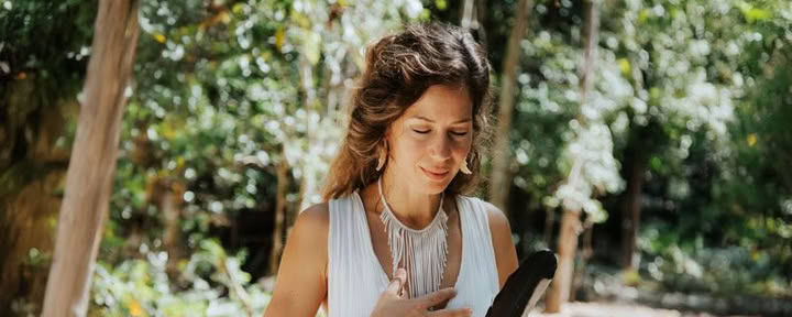 Terapia de Biodecodificación con Maja
