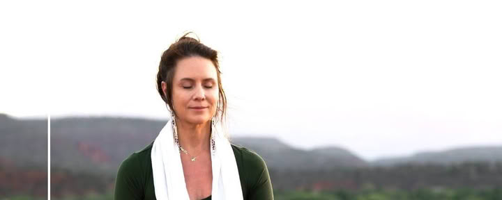 Empodera Tu Voz a Través del Mantra y el Yoga