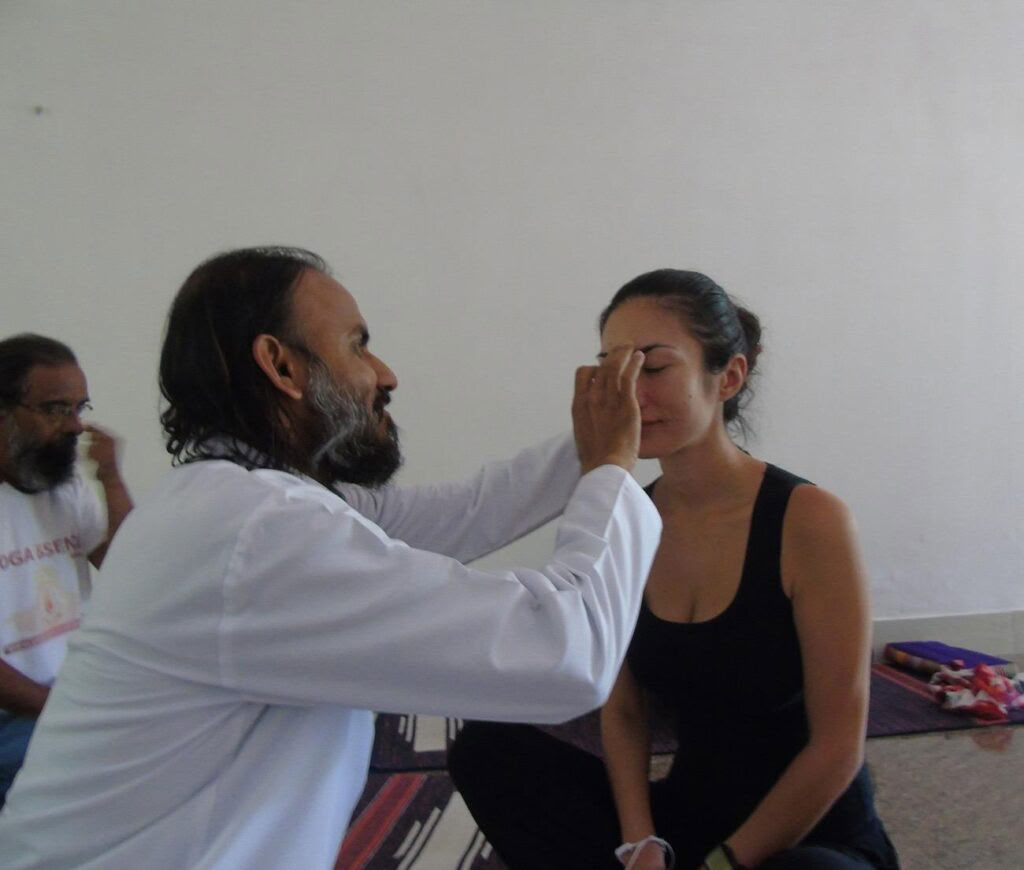 Retiro de meditación inmersiva para el bienestar mental, bienestar emocional, equilibrio interior y despertar