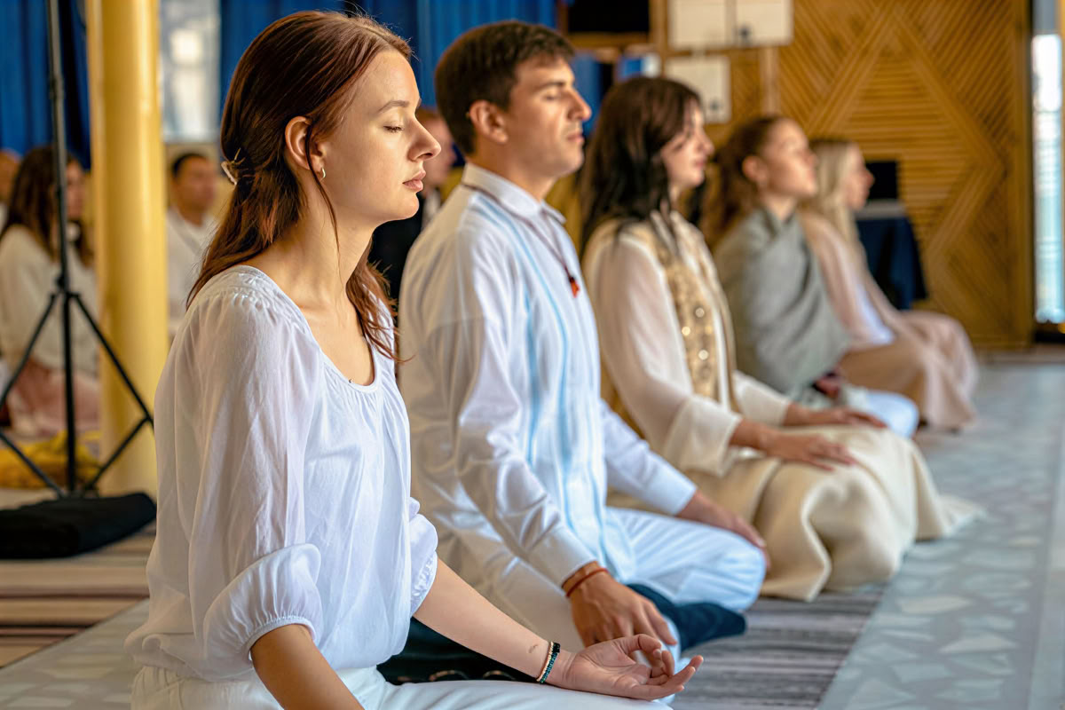 Curso de Formación de Profesores de Yoga de 200 Horas