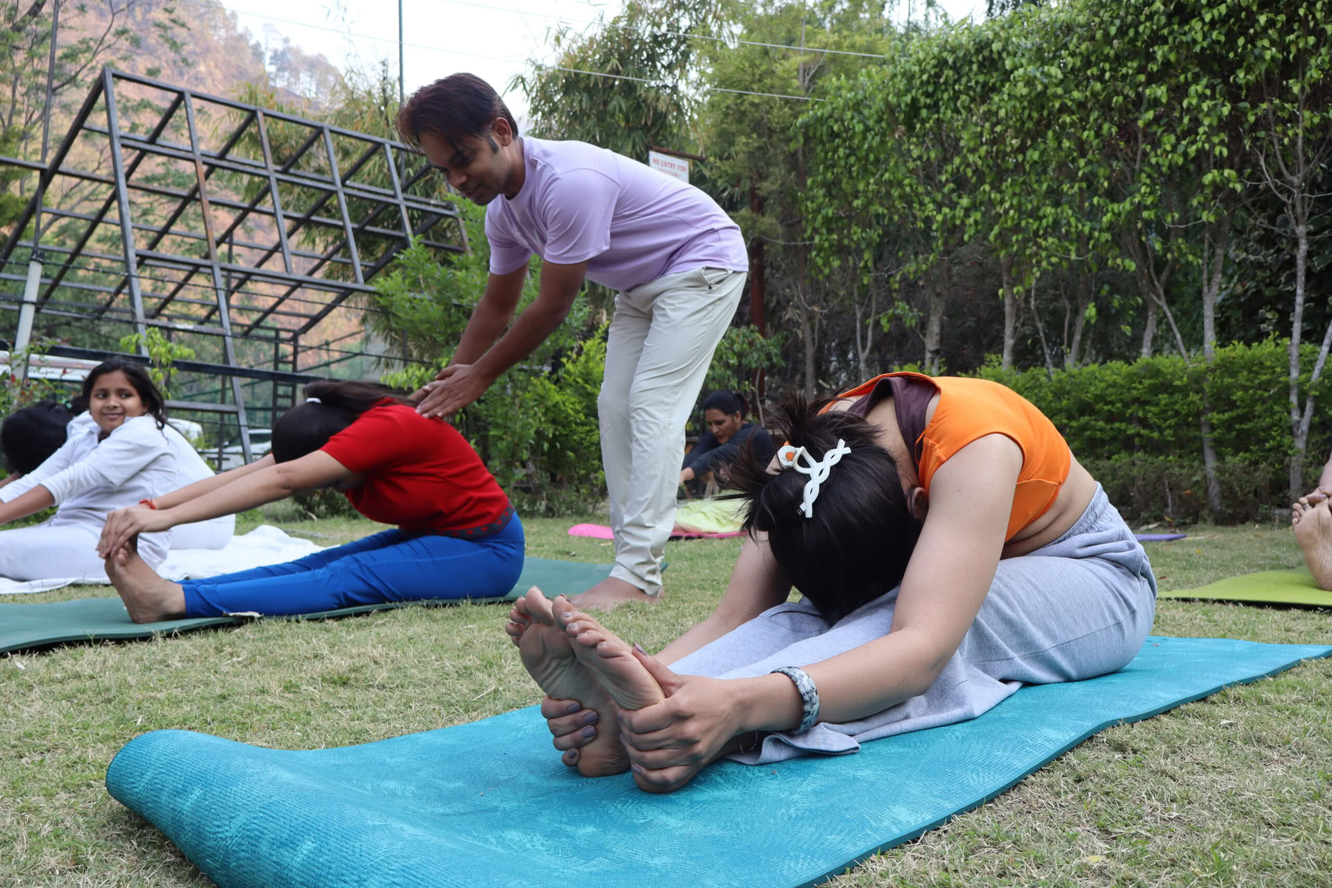 100 Horas de Formación de Profesores de Yoga