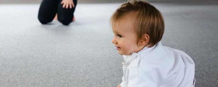 Curso de yoga para mamás y bebés