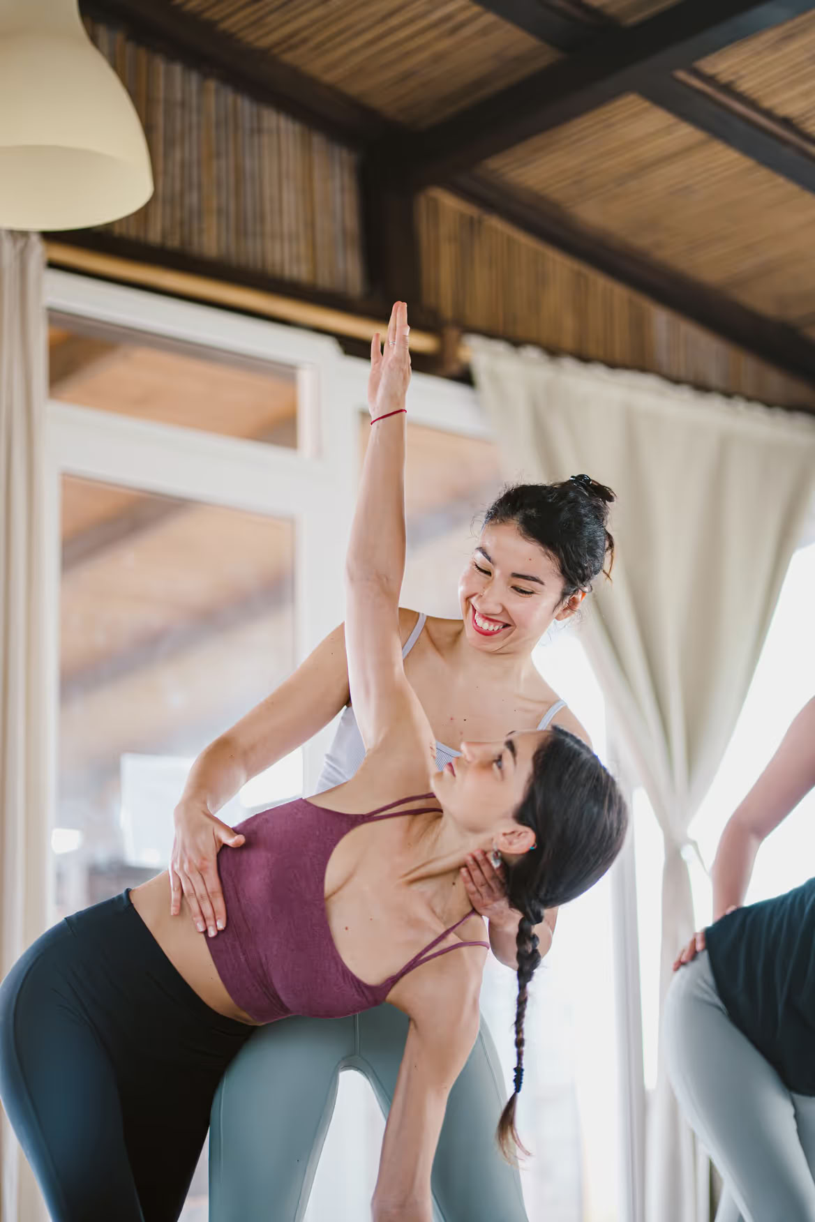 Floripa Summer Play: Yoga, Acro e Inversiones