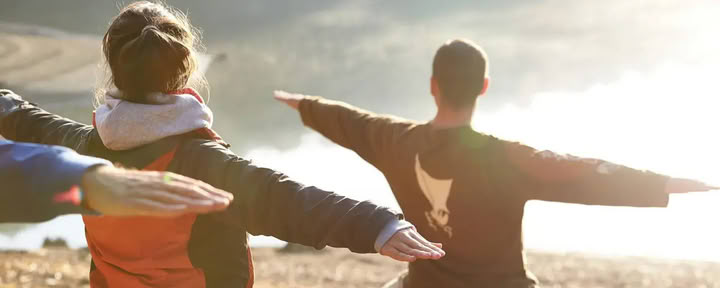 Descanso de fin de semana de yoga y meditación en España: una escapada de primavera
