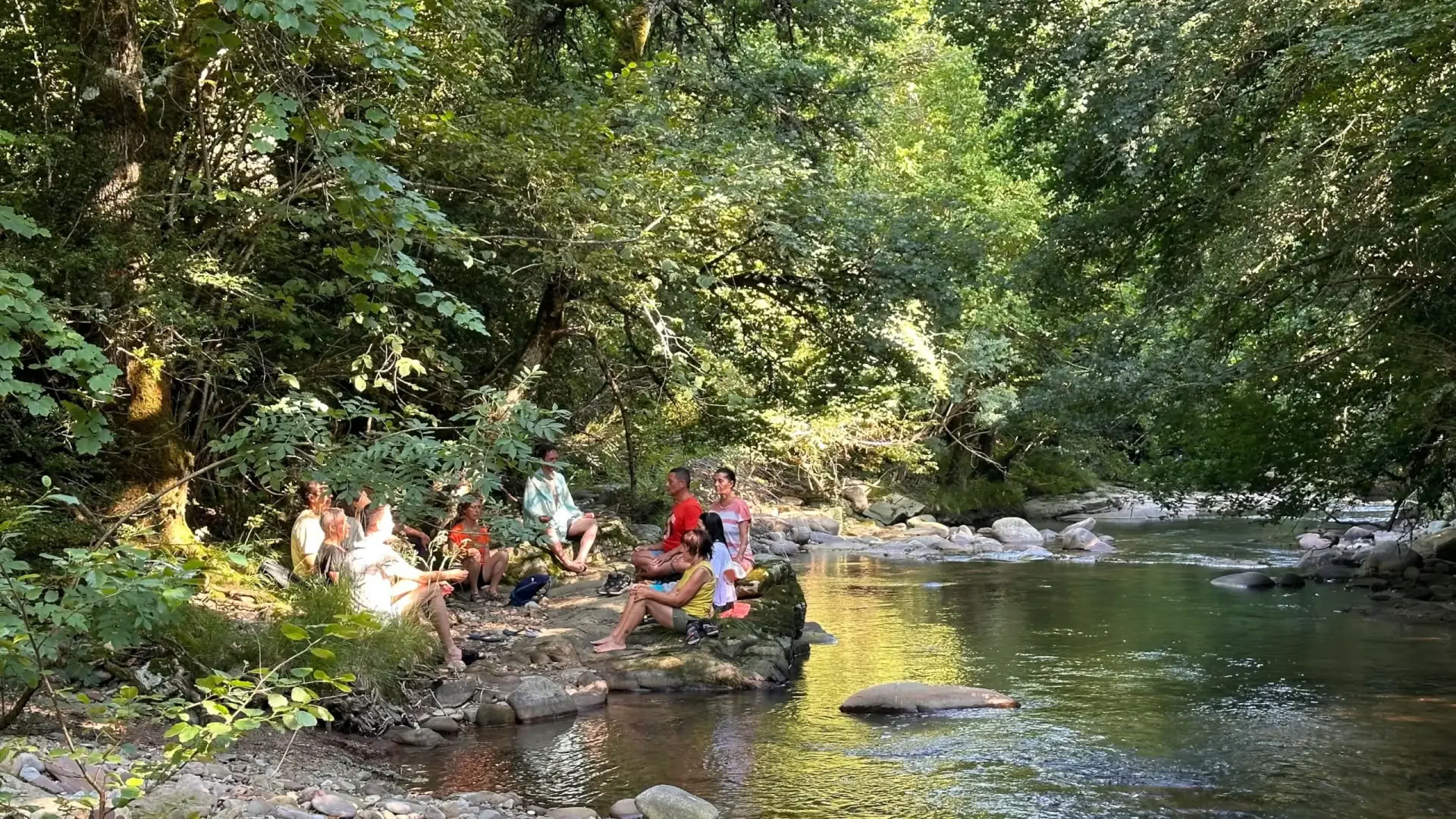 Retiro de yoga, psicología y naturaleza en los Pirineos (impartido en inglés)