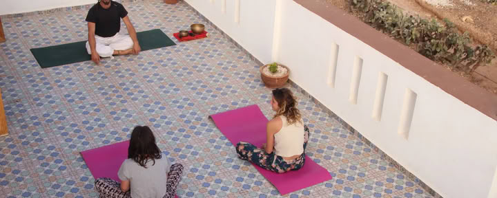 Coaching de surf y yoga