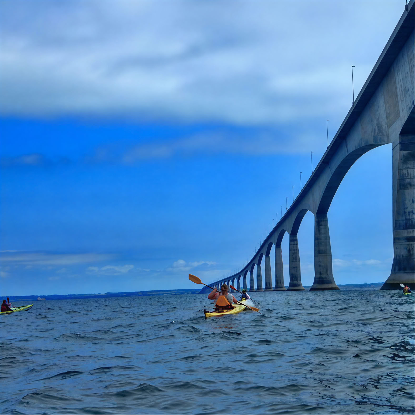 Aventuras personalizadas de kayak para grupos de varios días