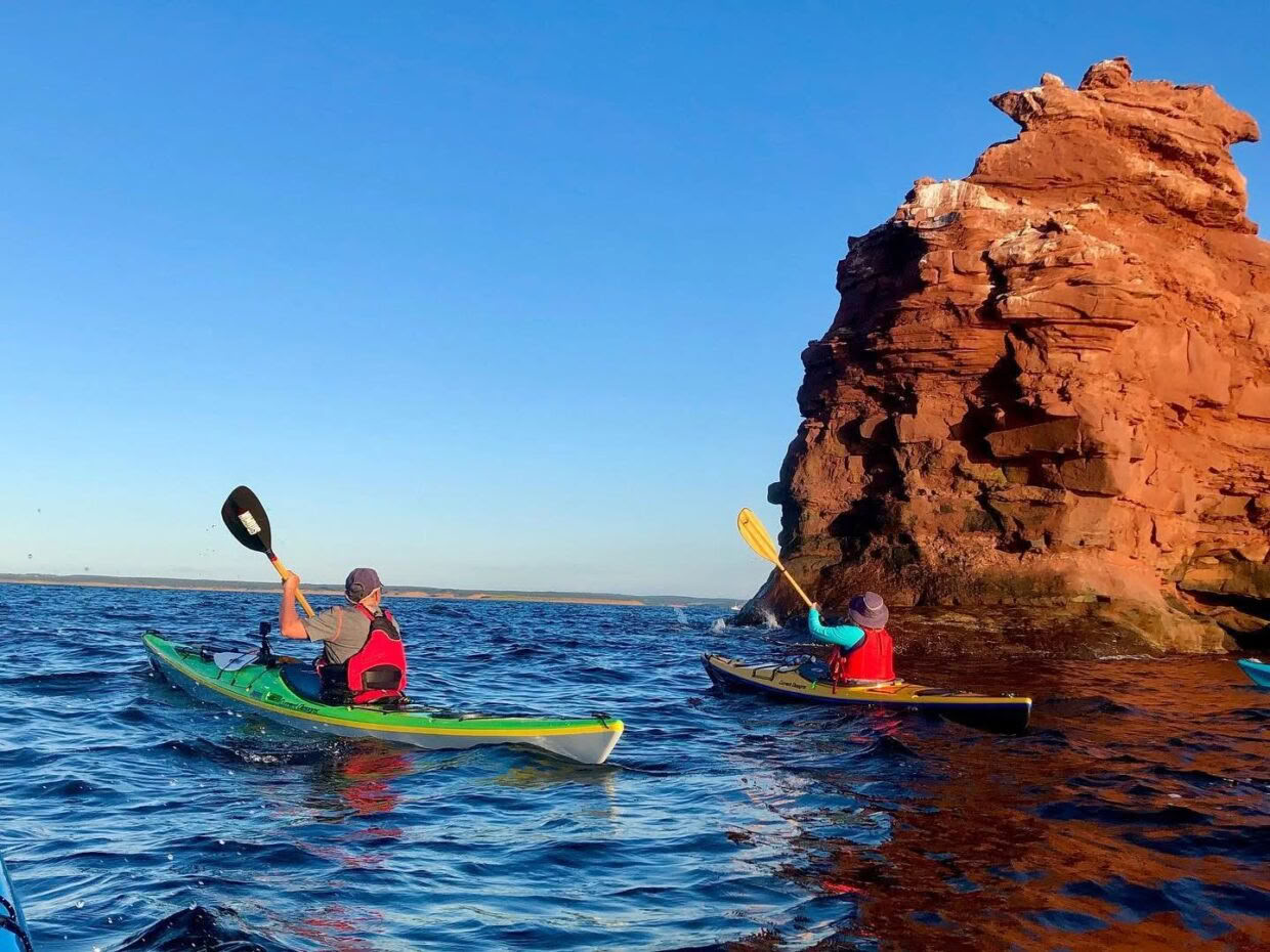 Aventuras personalizadas de kayak para grupos de varios días