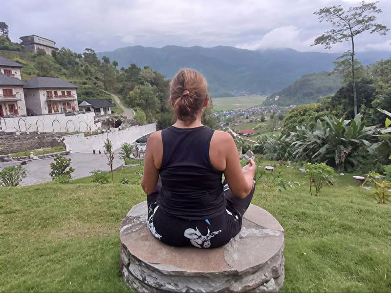 Taller de Bhakti Yoga de 100 horas - 11 días / 10 noches