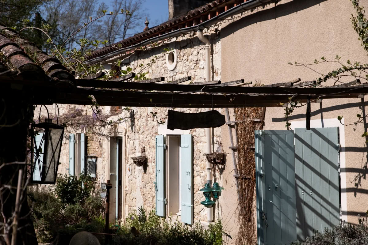 Retiro de embarazo ecológico en Francia con parejas