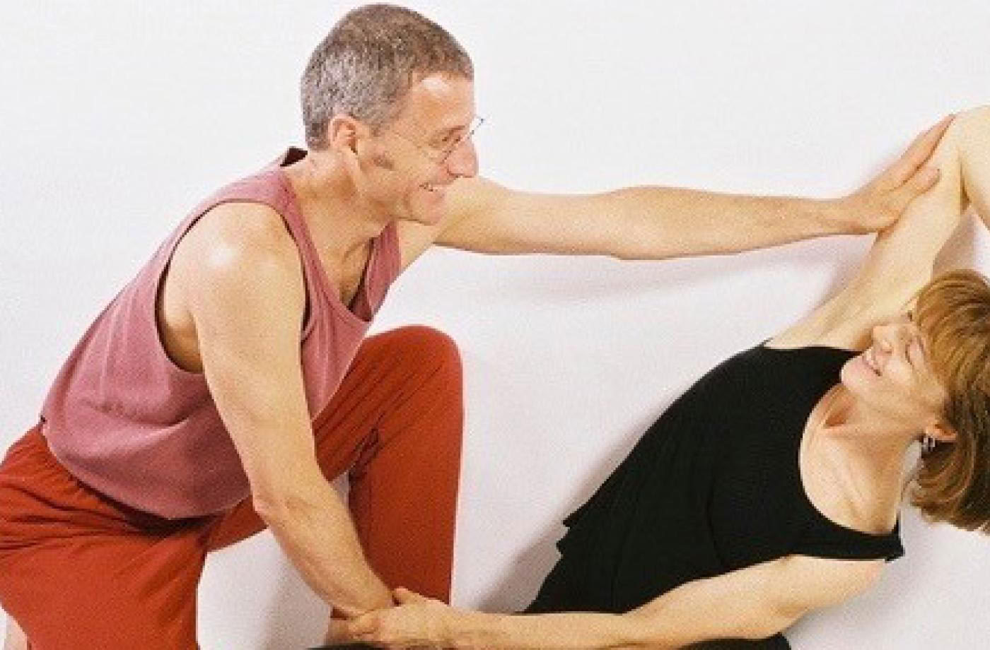 Flexibilidad para siempre para cuerpos tensos y mentes activas