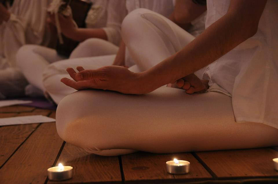 Retiro de Nada Yoga de 3 días - Fin de semana de vibración cósmica