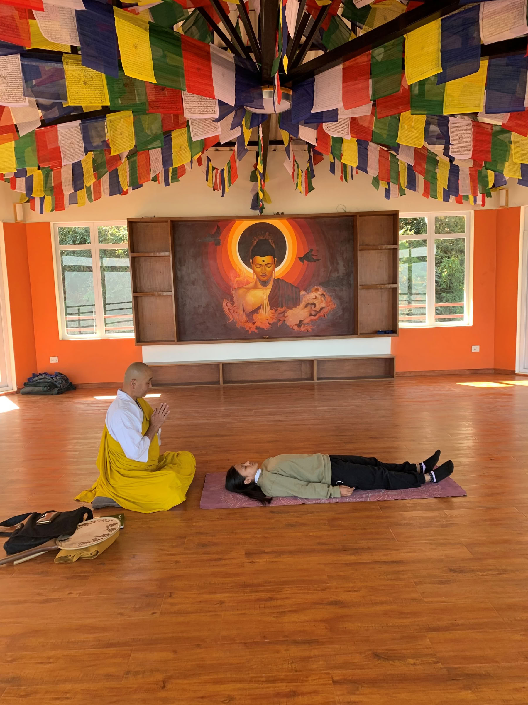 Curso de formación de profesores de yoga de 200 horas durante 20 días en Nepal