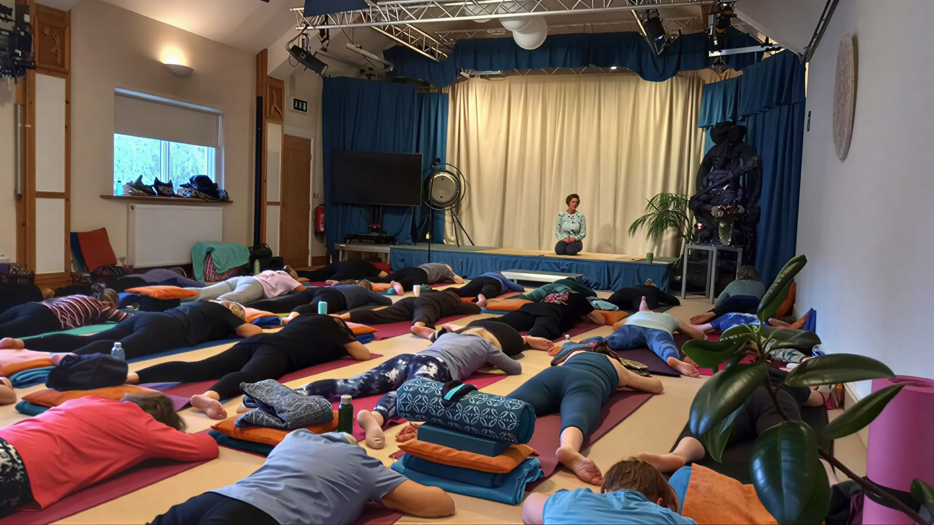 Retiro de Dru Yoga Nidra y Pranayama