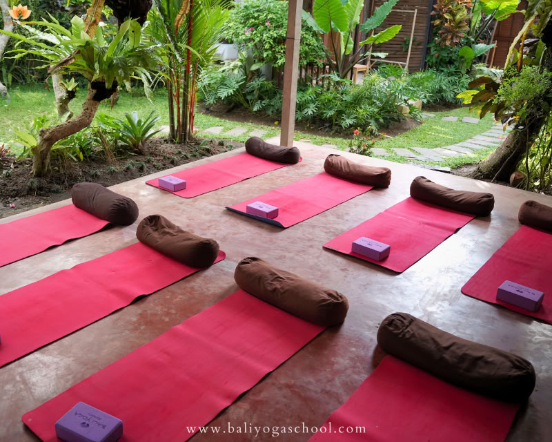 Formación de profesores de Yin Yoga de 50 horas en Ubud, Bali