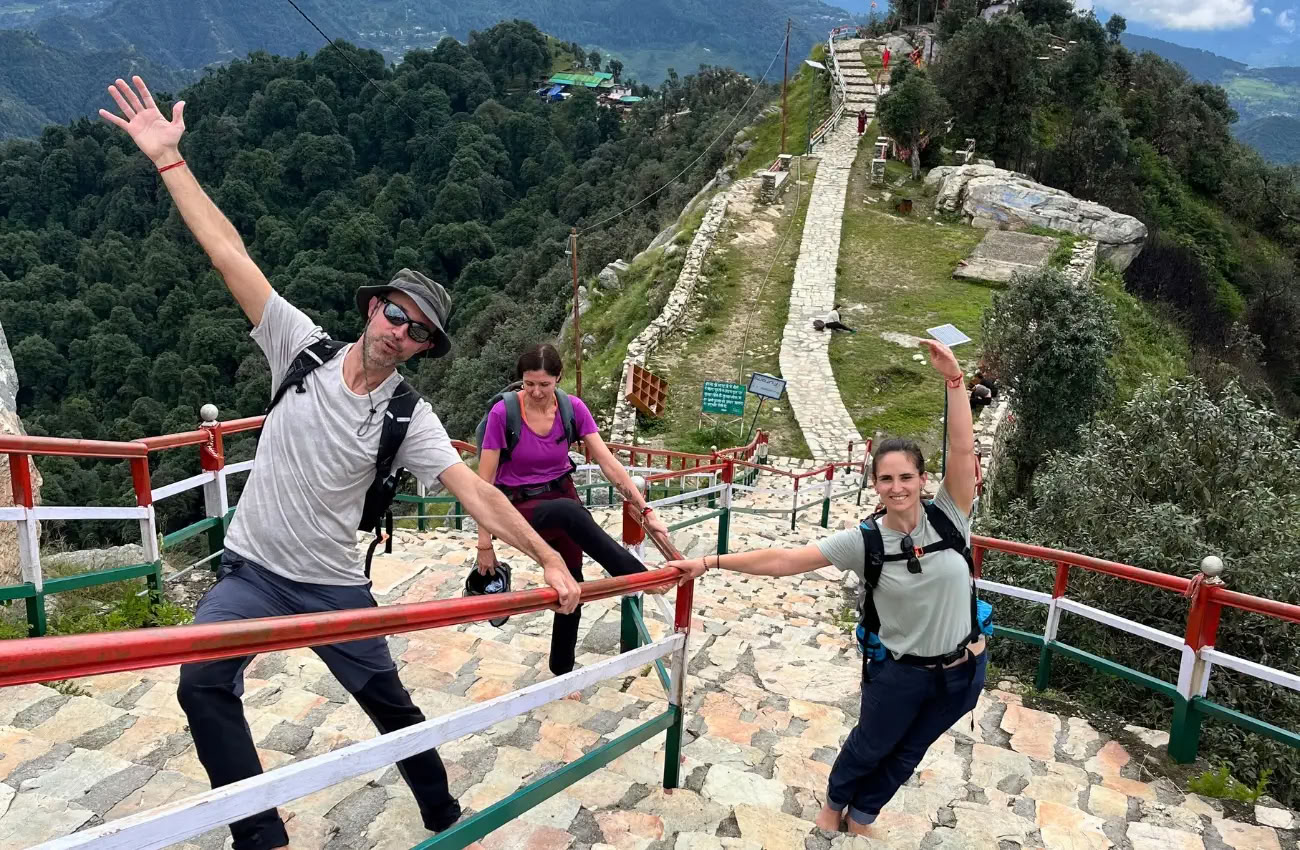 Retiro de yoga y senderismo en el Himalaya de 9 días