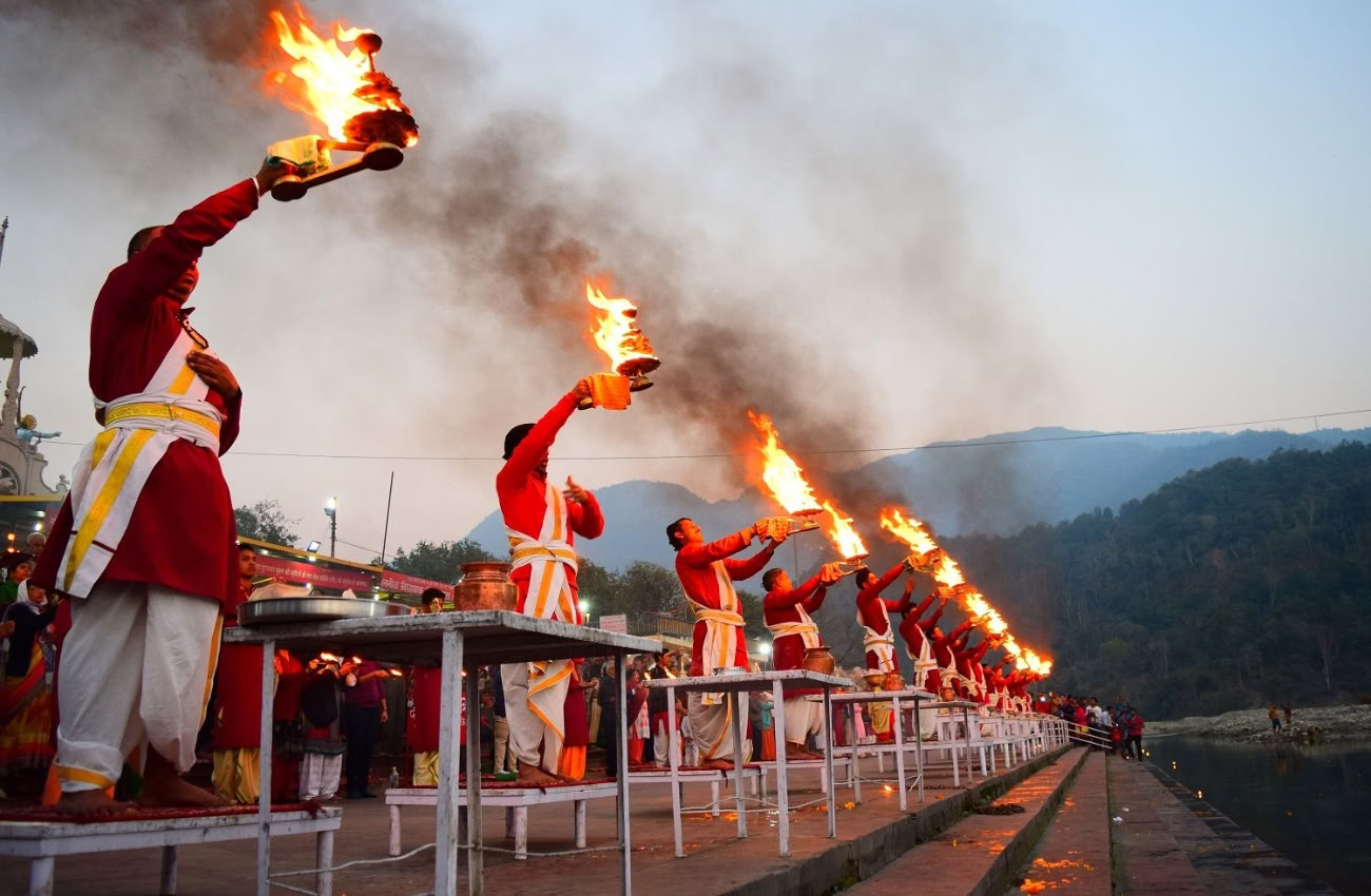 Retiro de yoga y senderismo en el Himalaya de 9 días