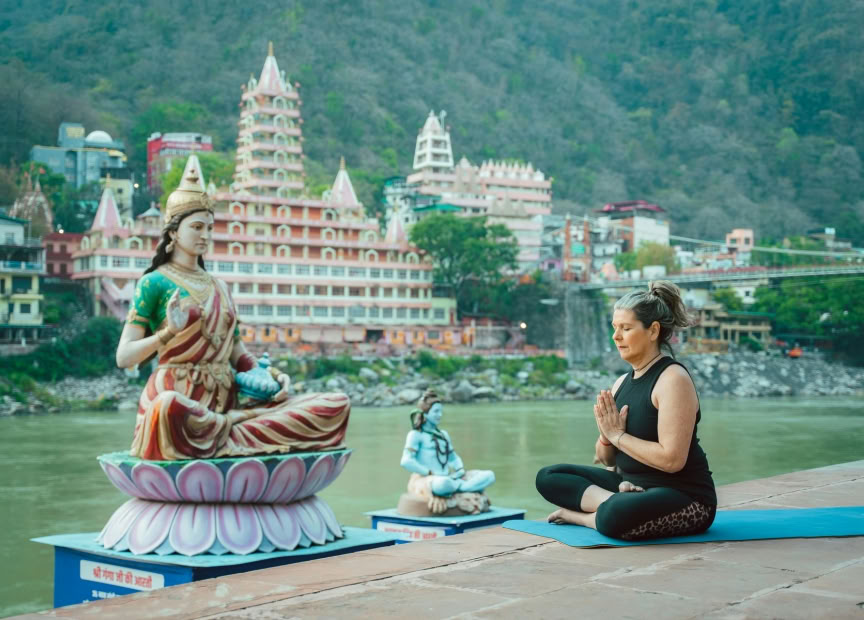 Retiro de yoga de 14 días con terapias ayurvédicas