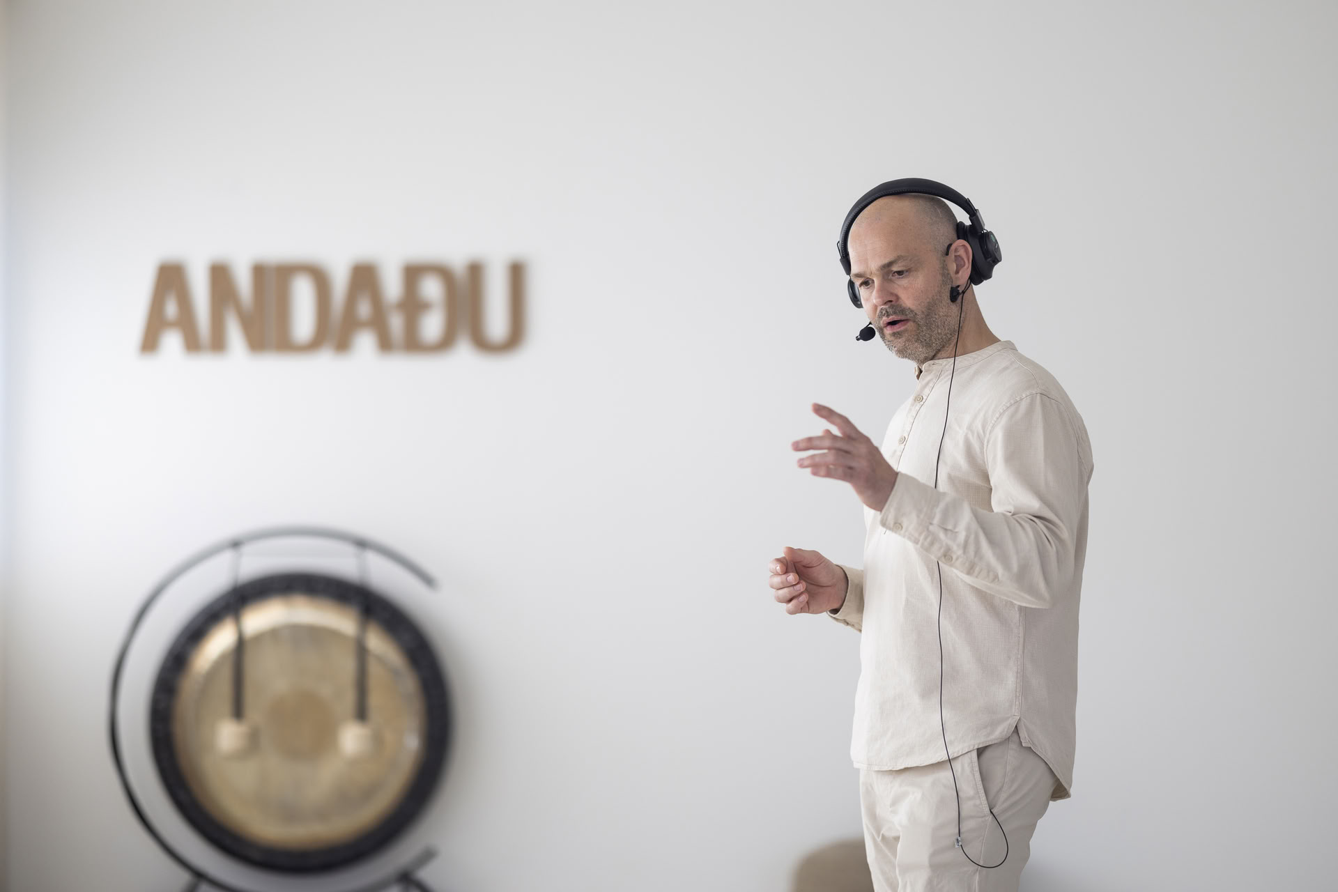 Sesión de breathwork con Andri