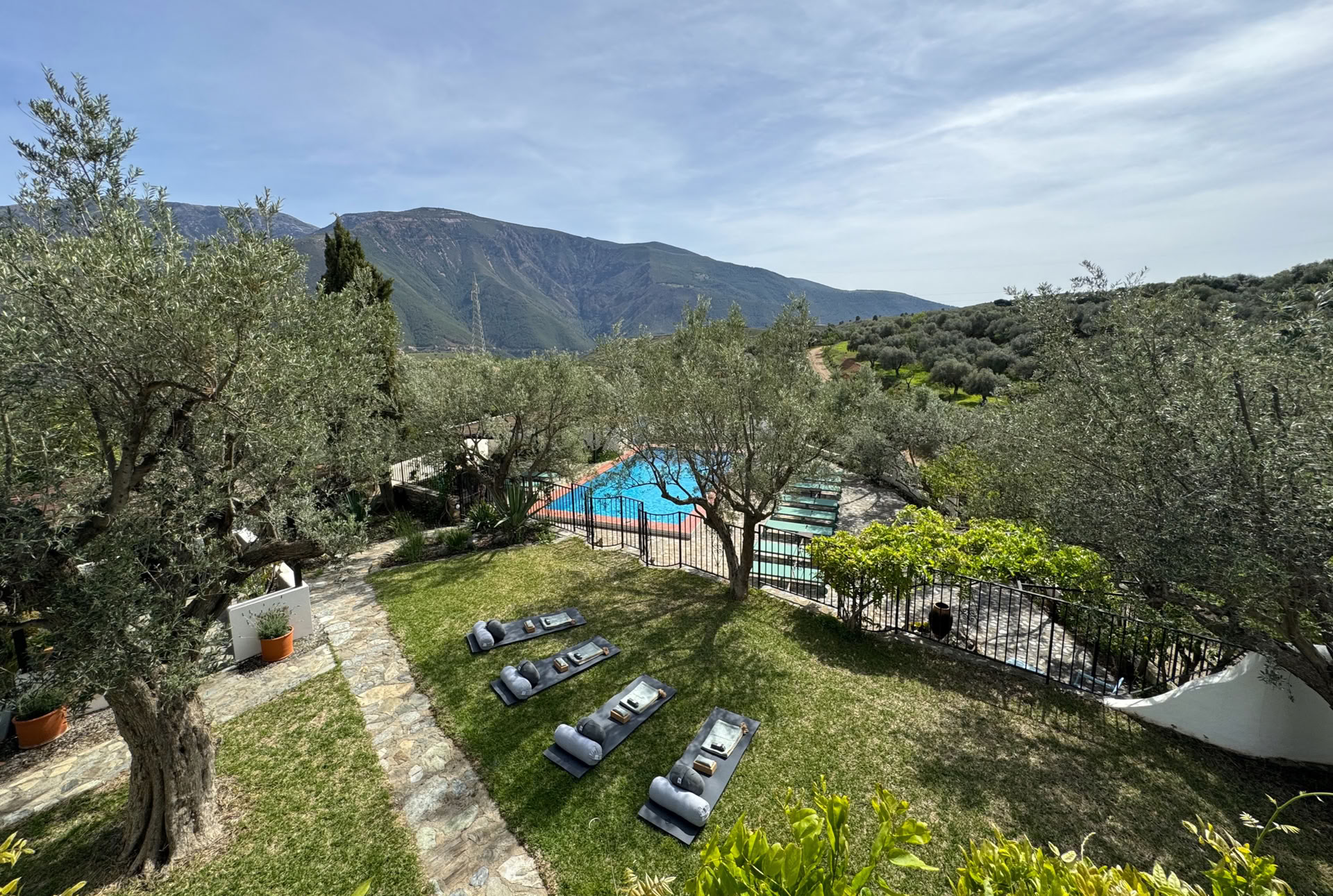 Retiro de yoga en España