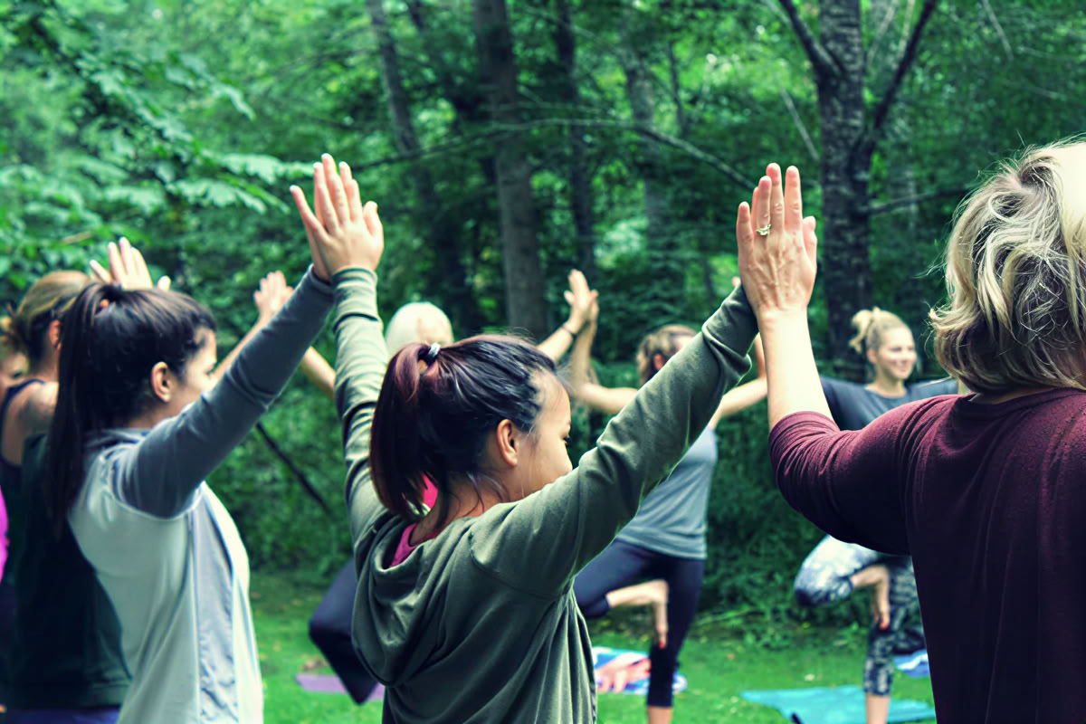 Retiro de yoga para mujeres en la Patagonia sin límites en Chile