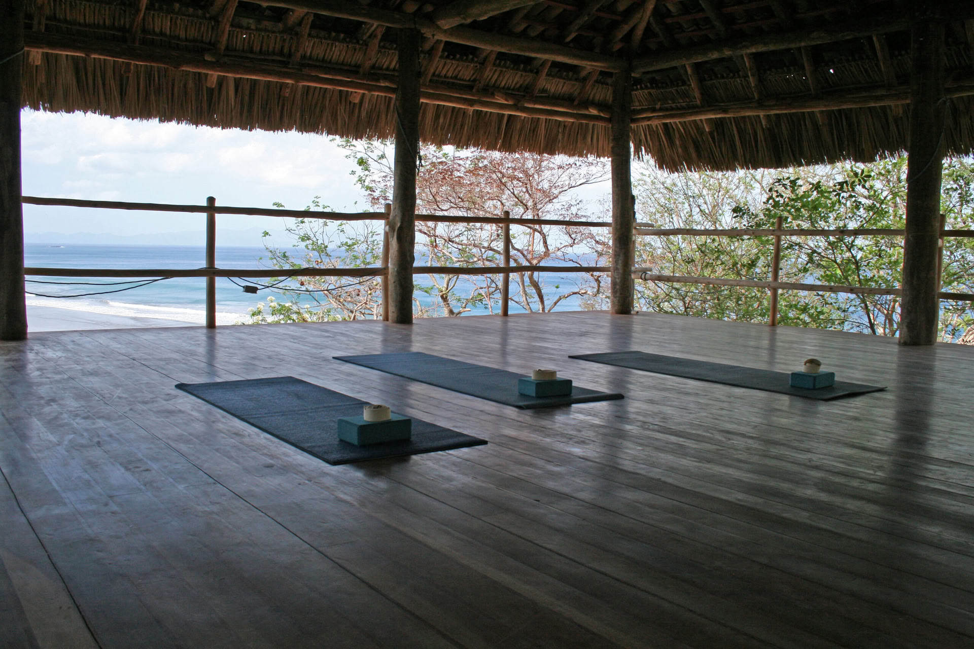 Retiro de yoga y surf en Nicaragua