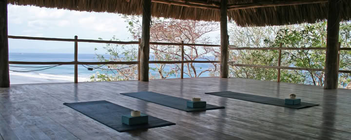 Retiro de yoga y surf en Nicaragua